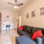 Casa Valeggio Attic Apt Few Steps From Porta Nuova