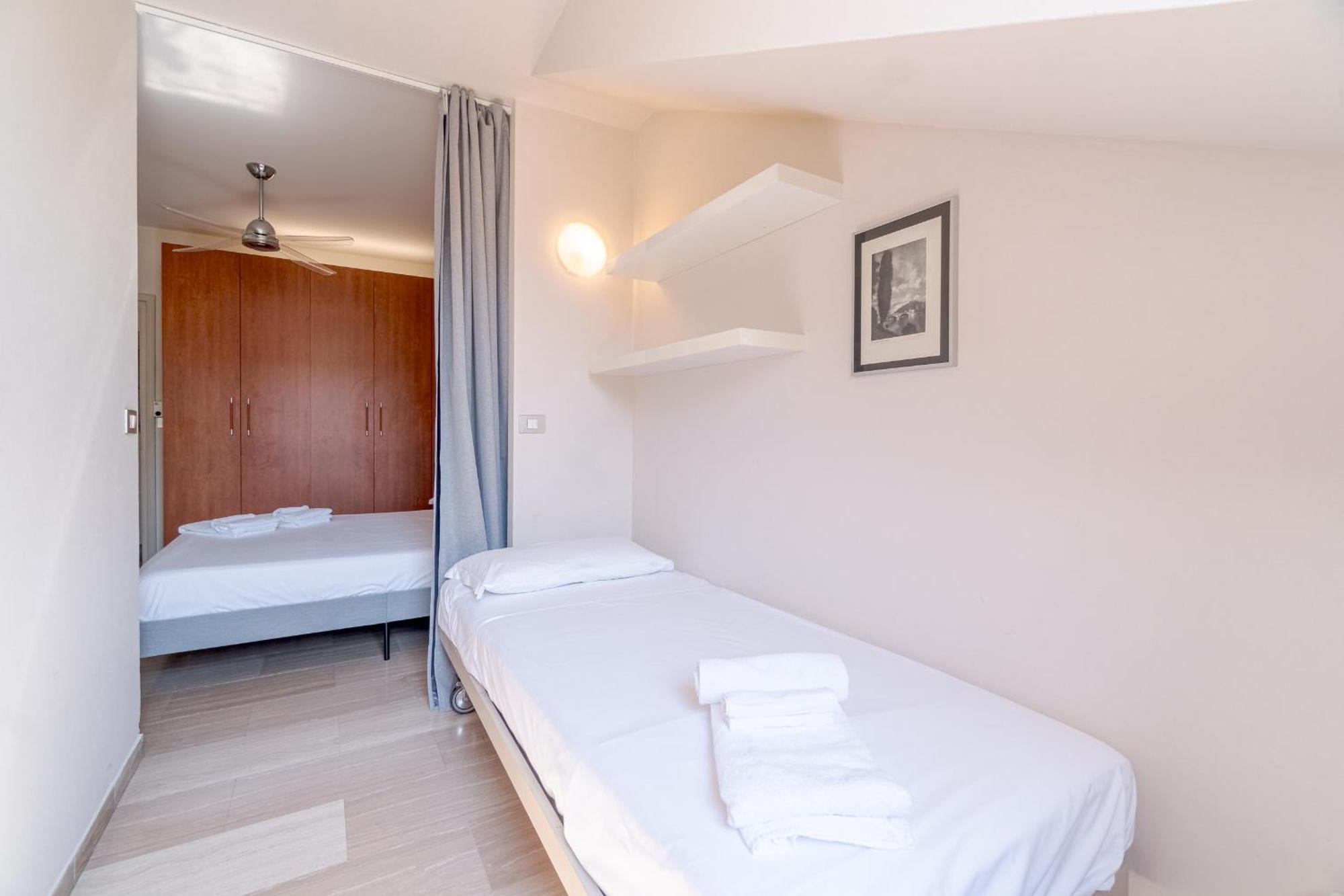 Casa Valeggio Attic Apt Few Steps From Porta Nuova Apartment
