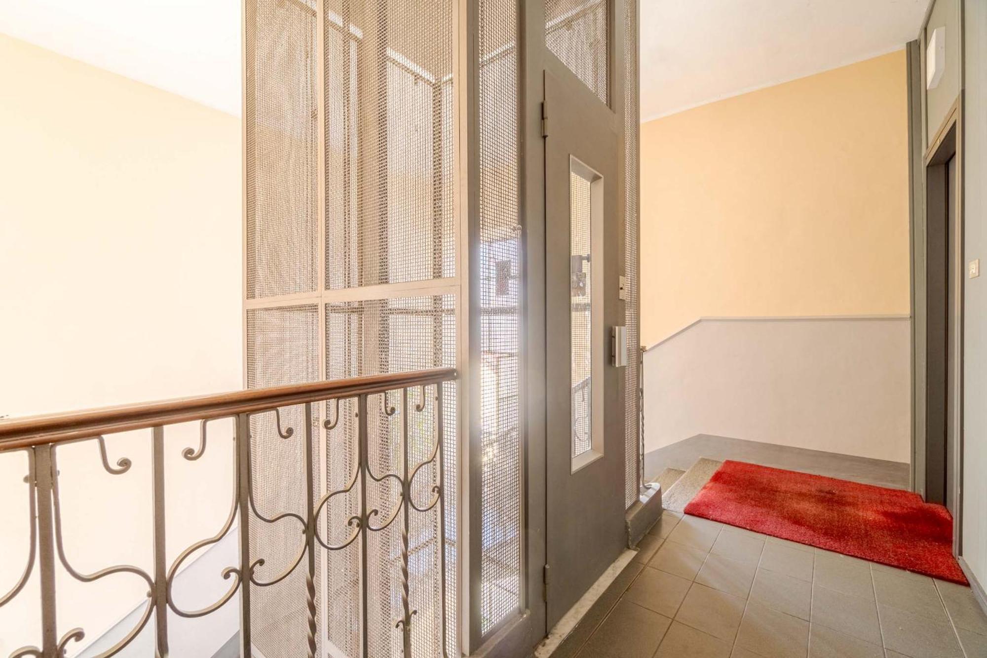 Casa Valeggio Attic Apt Few Steps From Porta Nuova Apartment Turin